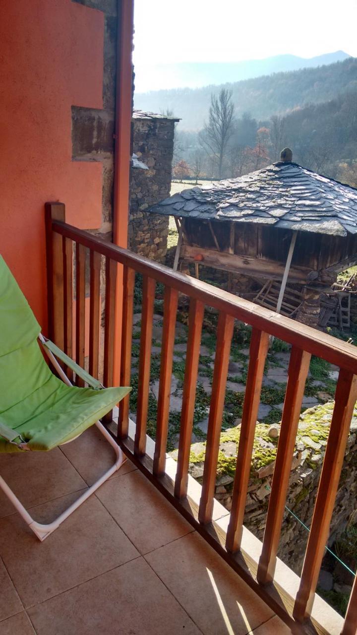 Casa Antonio Y Benina Villa Sosas de Laciana Екстериор снимка